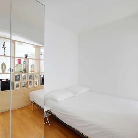 Apartment Beautiful 1br-2p-champs Elysee-st Lazare
