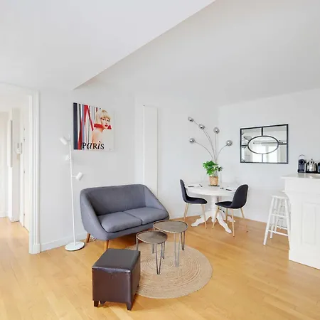Beautiful 1br-2p-champs Elysee-st Lazare * Paris
